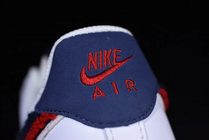 UrbanStyle nike air force 1 low lv8 3d chenille white red blue 823511- 3072