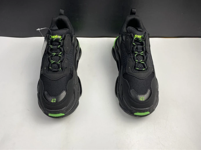 UrbanStyle triples trainer sneakers 2136