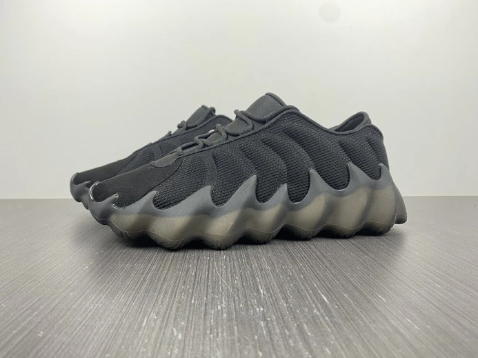 WellDesigned ADIDAS YEEZY 400 H 341