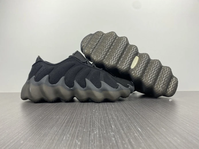 WellDesigned ADIDAS YEEZY 400 H 341