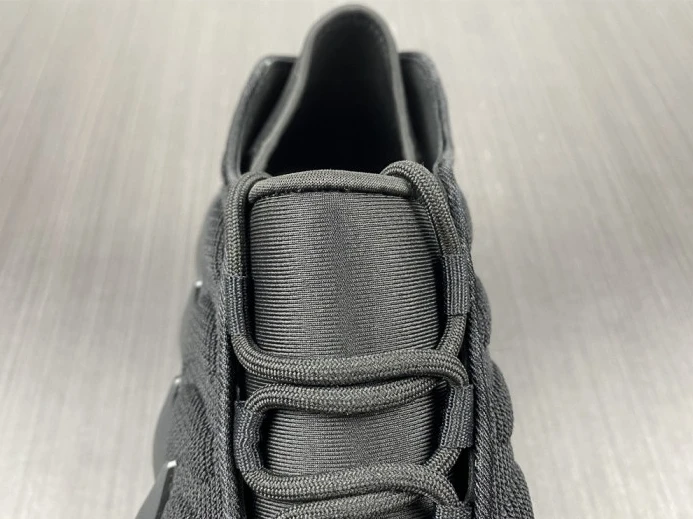 WellDesigned ADIDAS YEEZY 400 H 341