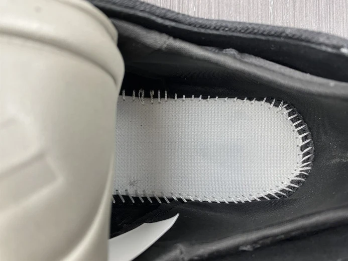WellDesigned ADIDAS YEEZY 400 H 341