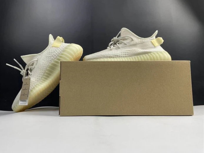 WellDesigned ADIDAS YEEZY BOOST 350 V2 GY 316