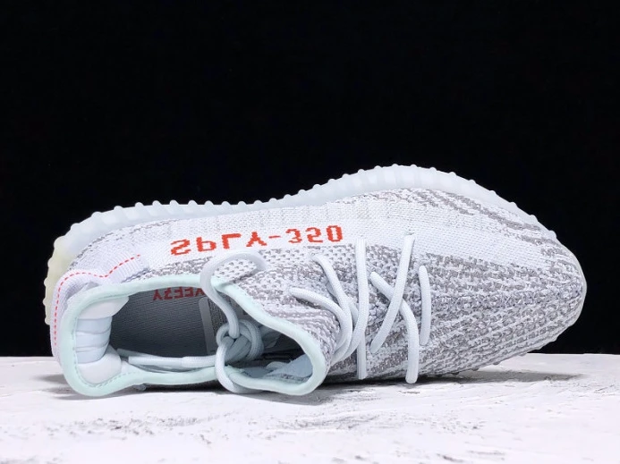 WellDesigned Adidas Yeezy Boost 350 V2 Blue Tint B 326