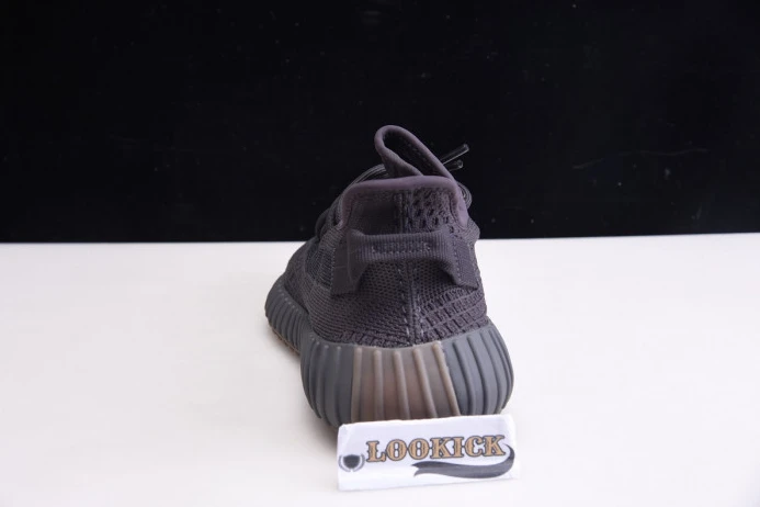 WellDesigned Adidas Yeezy Boost 350 V2 "Cinder" FY 447