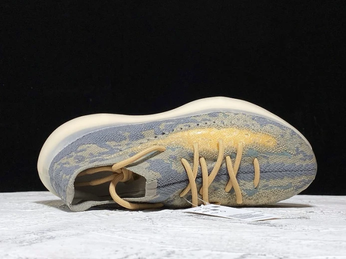 WellDesigned Adidas Yeezy Boost 380 Mist FX 321