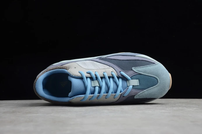 WellDesigned Adidas Yeezy Boost 700 Carbon Blue FW 475