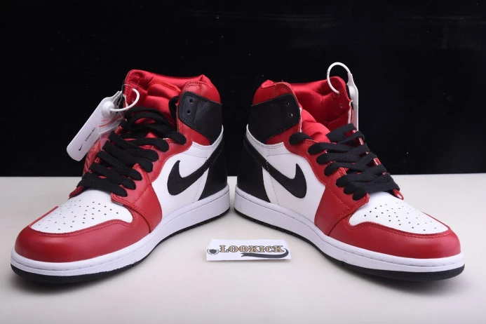 WellDesigned Air Jordan 1 High OG WMNS Satin Snake CD0461- 858