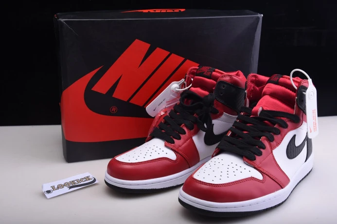 WellDesigned Air Jordan 1 High OG WMNS Satin Snake CD0461- 858