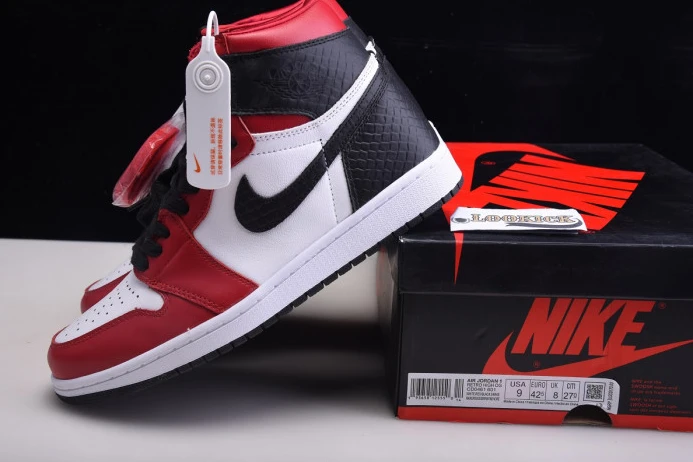 WellDesigned Air Jordan 1 High OG WMNS Satin Snake CD0461- 858