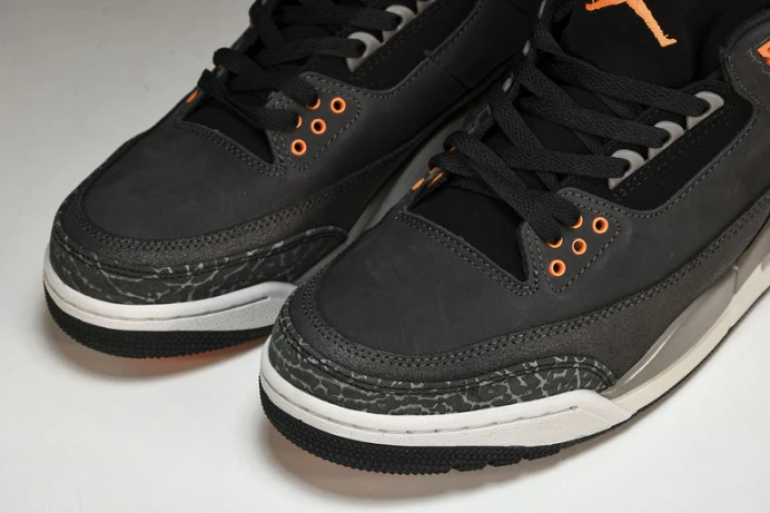 WellDesigned Air Jordan 3 "Fear Pack" CT8532- 533