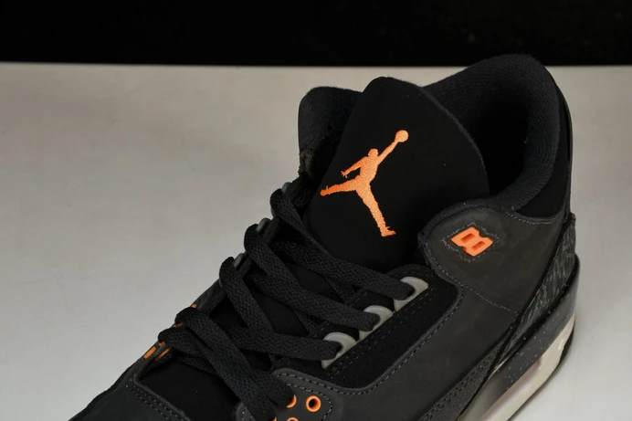 WellDesigned Air Jordan 3 "Fear Pack" CT8532- 533