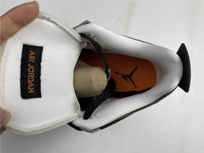 WellDesigned Air Jordan 4 Retro Starfish (W) CW7183- 1019