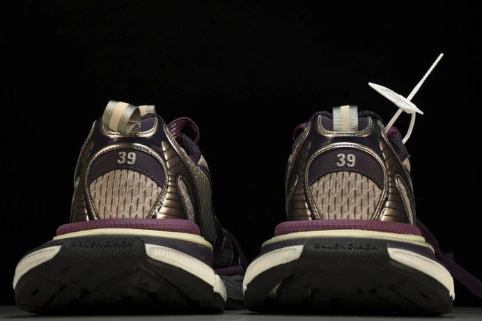 WellDesigned BLCG 3XL SNEAKER 734731 W3XL5 2745