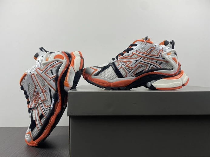 WellDesigned BLCG RUNNER SNEAKER 677402 W3RB7 2717