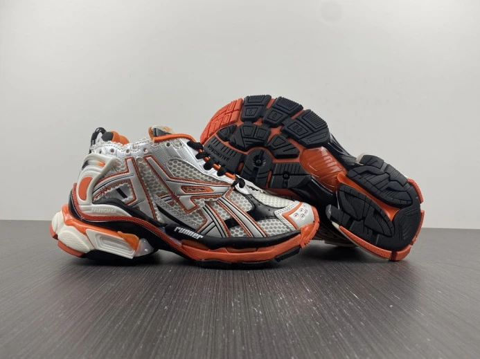 WellDesigned BLCG RUNNER SNEAKER 677402 W3RB7 2717