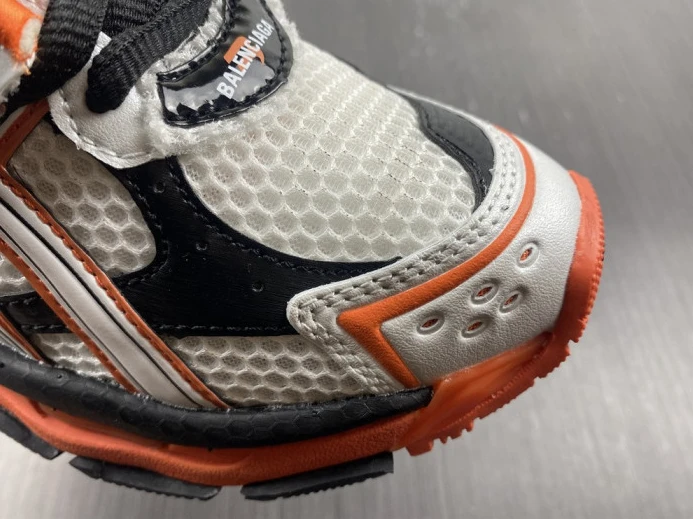 WellDesigned BLCG RUNNER SNEAKER 677402 W3RB7 2717