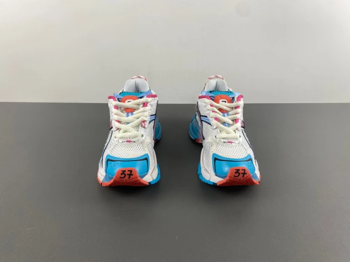 WellDesigned BLCG RUNNER SNEAKER 772767 W3RBW 2399
