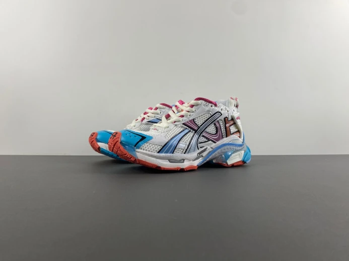 WellDesigned BLCG RUNNER SNEAKER 772767 W3RBW 2399