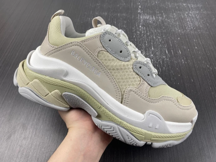 WellDesigned BLCG TRIPLE S SNEAKER 524039 W2FW4 2353