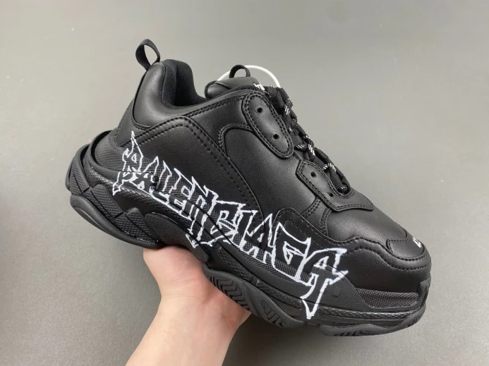 WellDesigned BLCG TRIPLE S SNEAKER 536737 W2FAY 2358