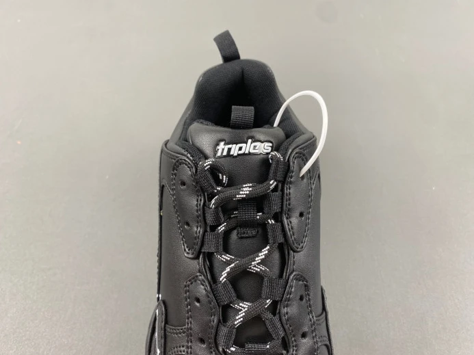 WellDesigned BLCG TRIPLE S SNEAKER 536737 W2FAY 2358