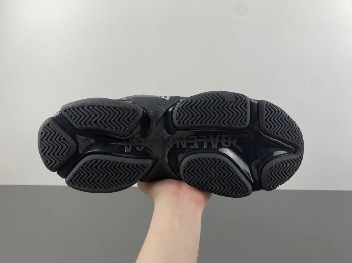 WellDesigned BLCG TRIPLE S SNEAKER 536737 W2FAY 2358