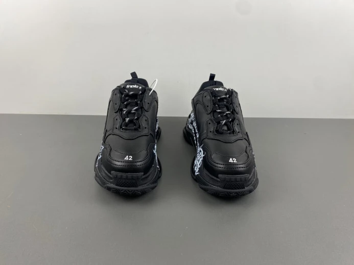 WellDesigned BLCG TRIPLE S SNEAKER 536737 W2FAY 2358