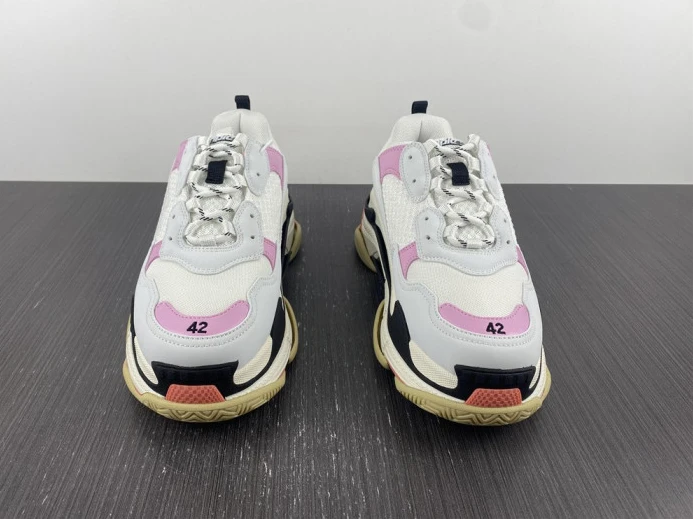 WellDesigned BLCG TRIPLE S SNEAKER 536737 WO90M 2384