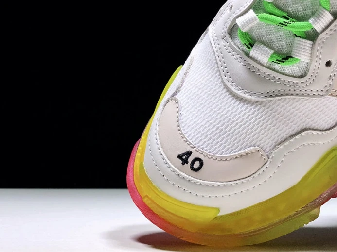 WellDesigned BLCG TRIPLE S SNEAKER 541624 W09E1 2511