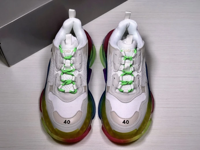 WellDesigned BLCG TRIPLE S SNEAKER 541624 W09E1 2511