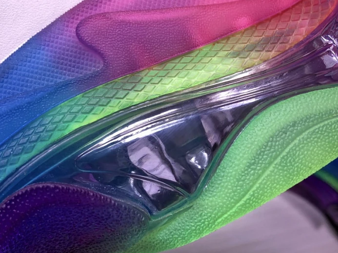 WellDesigned BLCG TRIPLE S SNEAKER 541624 W09E1 2511