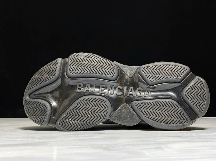 WellDesigned BLCG TRIPLE S SNEAKER 541624 W2FG1 2516