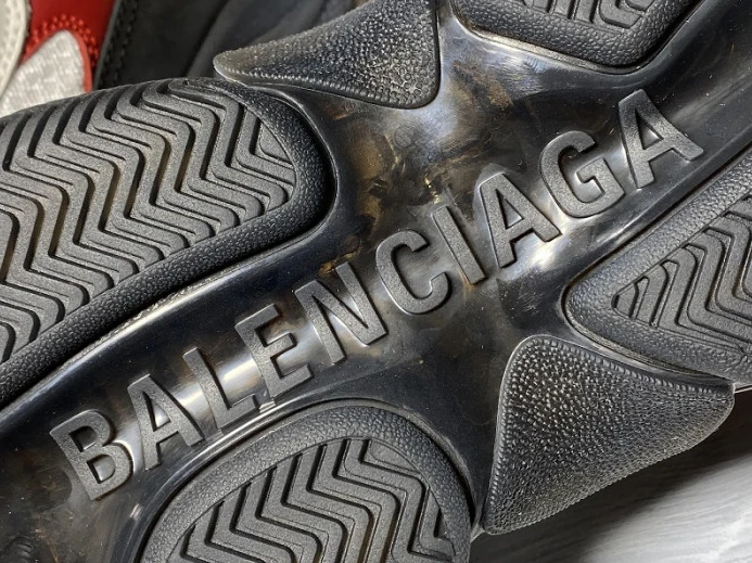 WellDesigned BLCG TRIPLE S SNEAKER 541624 W2FG1 2516