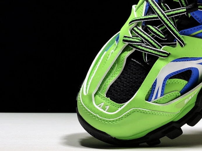 WellDesigned BLCG Track Trainers Green Blue 542023 W1GB 2645