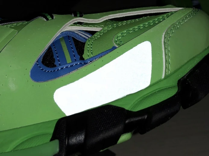 WellDesigned BLCG Track Trainers Green Blue 542023 W1GB 2645