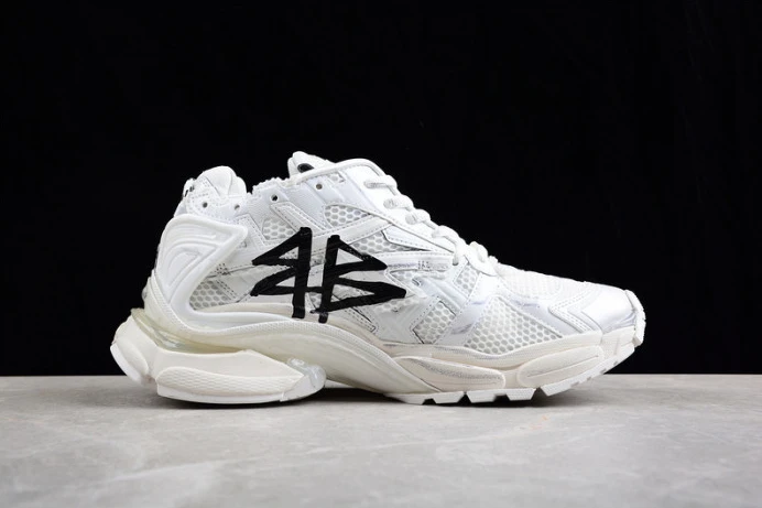 WellDesigned Ba*len*cia*ga runner w3rbq 2197