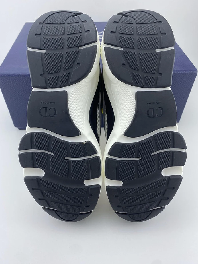WellDesigned DR B22 SNEAKER 2791