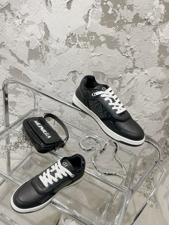 WellDesigned DR B27 SNEAKER 2795