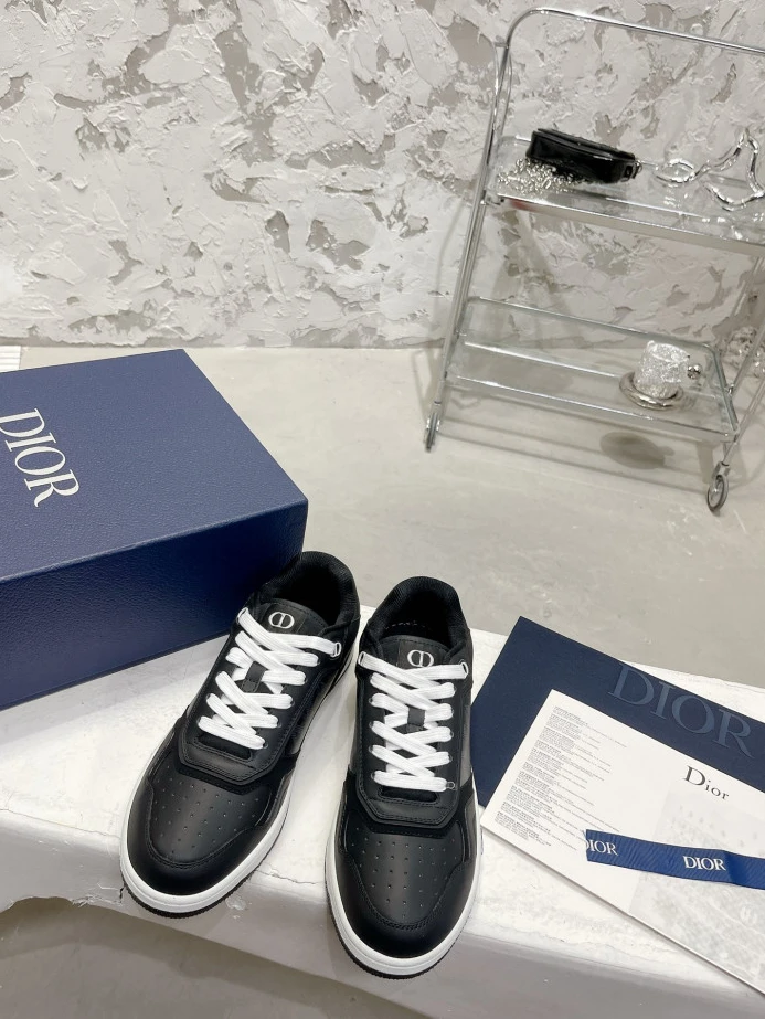 WellDesigned DR B27 SNEAKER 2795