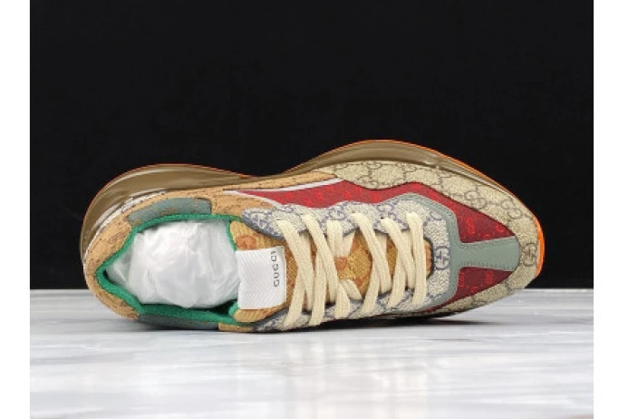 WellDesigned GUCC RHYTON VINTAGE TRAINER SNEAKER 620185 99WG0 2898