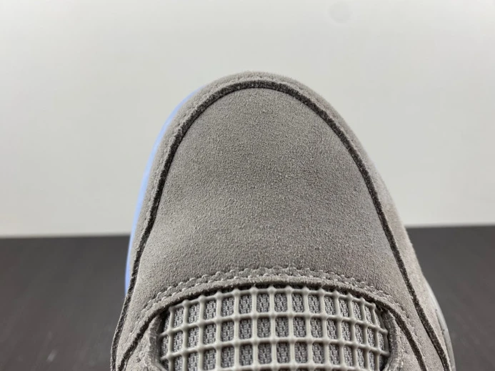 WellDesigned Jordan 4 Retro Georgetown (PE) AJ4- 985