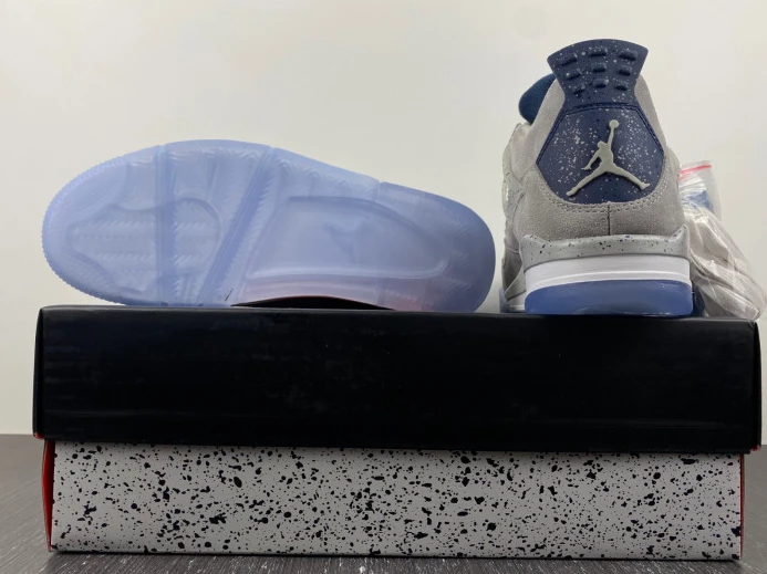 WellDesigned Jordan 4 Retro Georgetown (PE) AJ4- 985