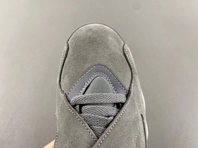 WellDesigned Jordan 8 Retro Cool Grey 305381- 623