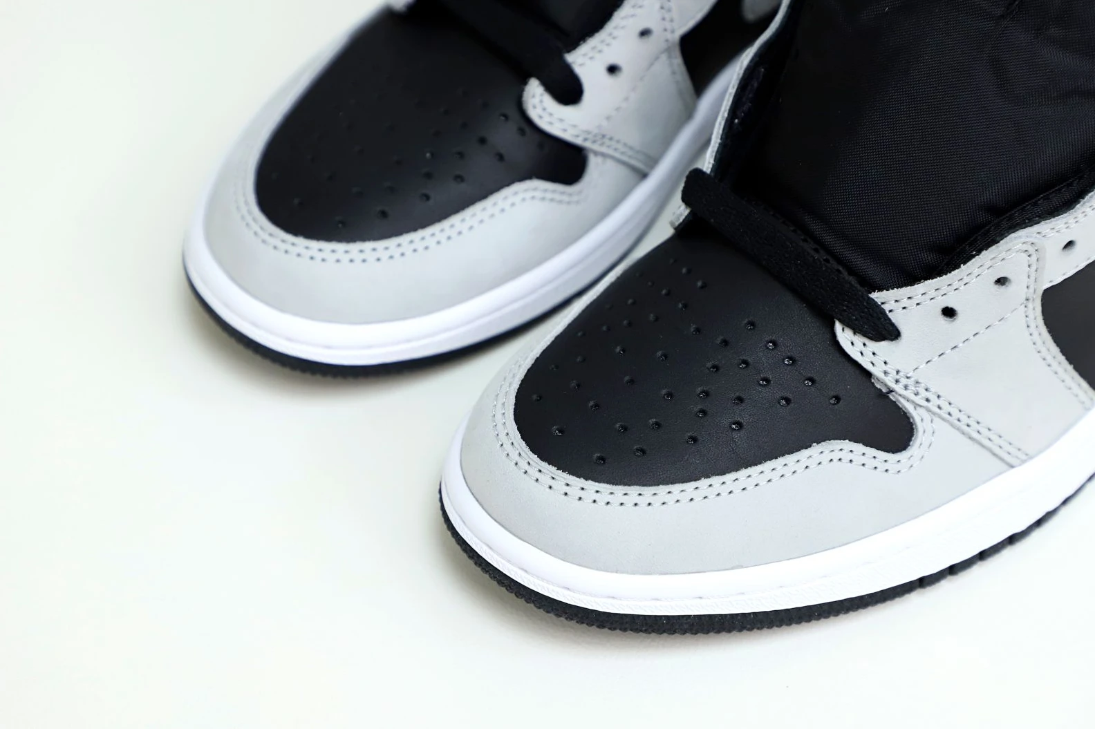 WellDesigned Kimikick Air Jordan 1 Retro High OG  Shadow 2. 1965