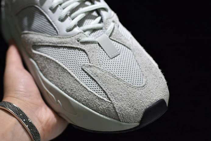WellDesigned ad*s yeezy boost 700 salt eg 275