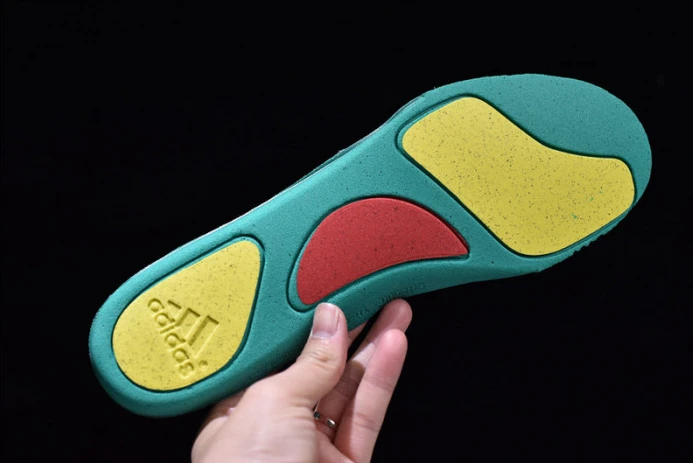 WellDesigned ad*s yeezy boost 700 salt eg 275