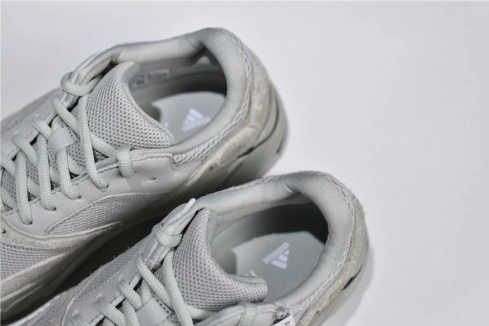 WellDesigned ad*s yeezy boost 700 salt eg 275