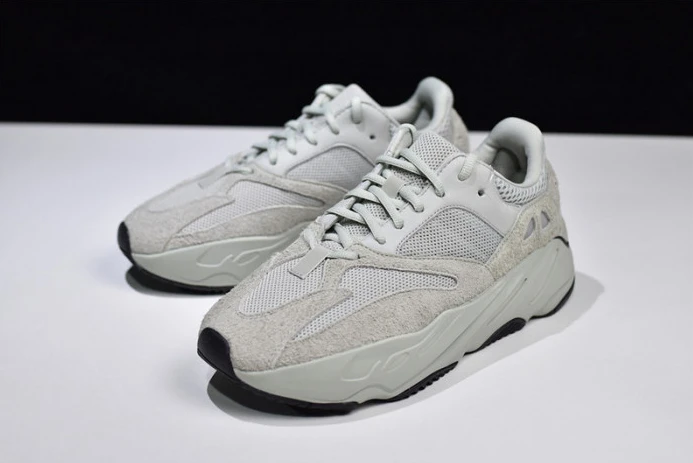 WellDesigned ad*s yeezy boost 700 salt eg 275