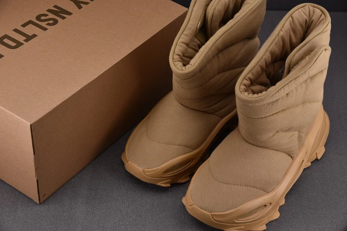 WellDesigned ad*s yeezy nsltd boot khaki gx 210